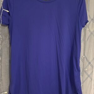 Athleta Women's Blue Top size adult small